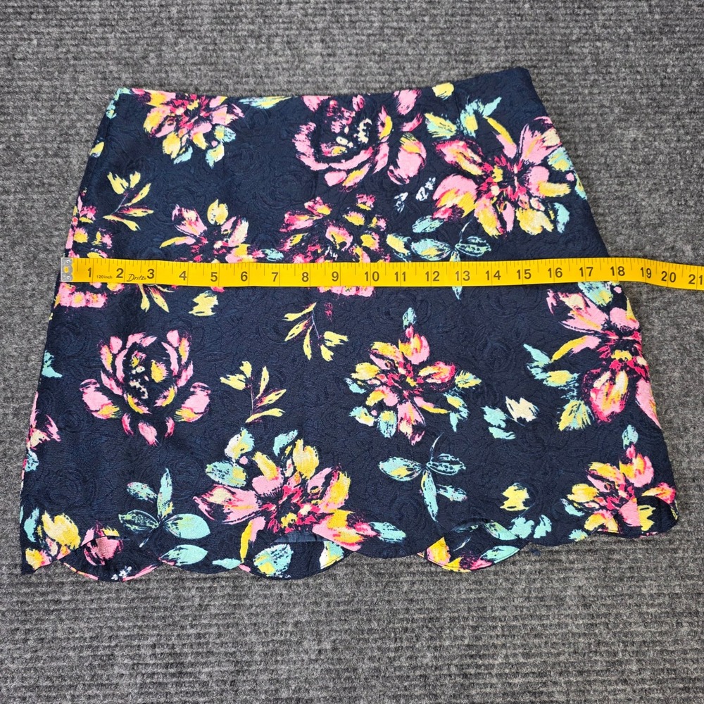 Lush Floral Jacquard Scalloped Mini Skirt Women's Size Large Navy‎ Pink Yellow - Picture 9 of 10